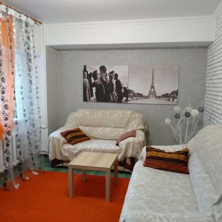 Nice Apartment On Samal 1 Almaty Exteriér fotografie
